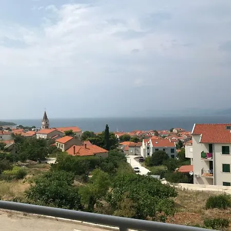 Pavisica Vrtli 9