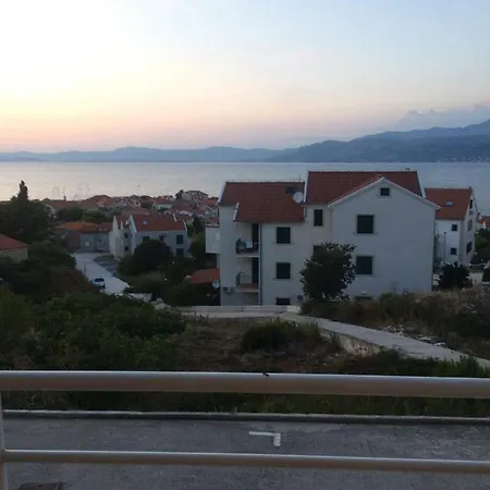 Pavisica Vrtli 9 Apartament