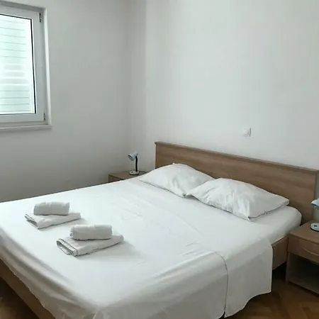Pavisica Vrtli 9 Apartmán Postira